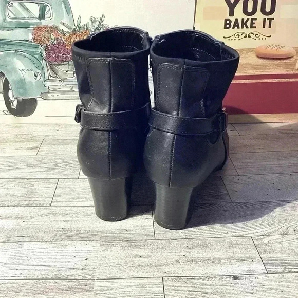 CAST 5th BLACK LEATHER ANKLE BOOTS SIZE 9W - Picture 5 of 6